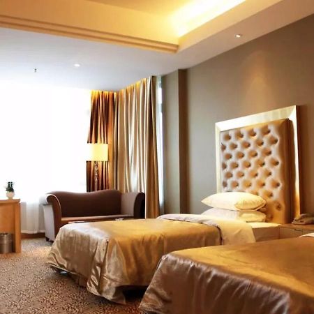 ננג'ינג Glarun Jinling Hotel מראה חיצוני תמונה