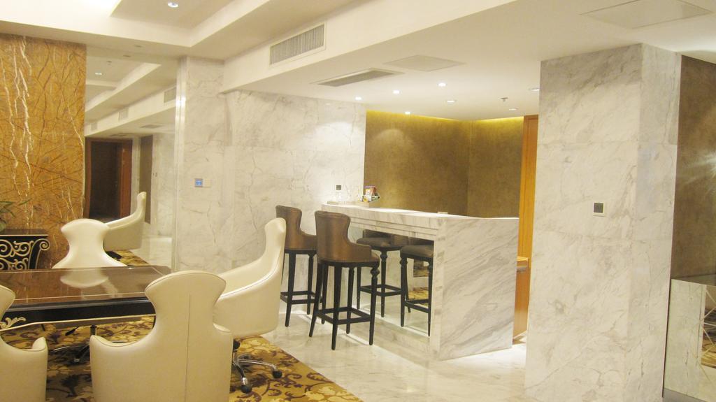 ננג'ינג Glarun Jinling Hotel מראה חיצוני תמונה