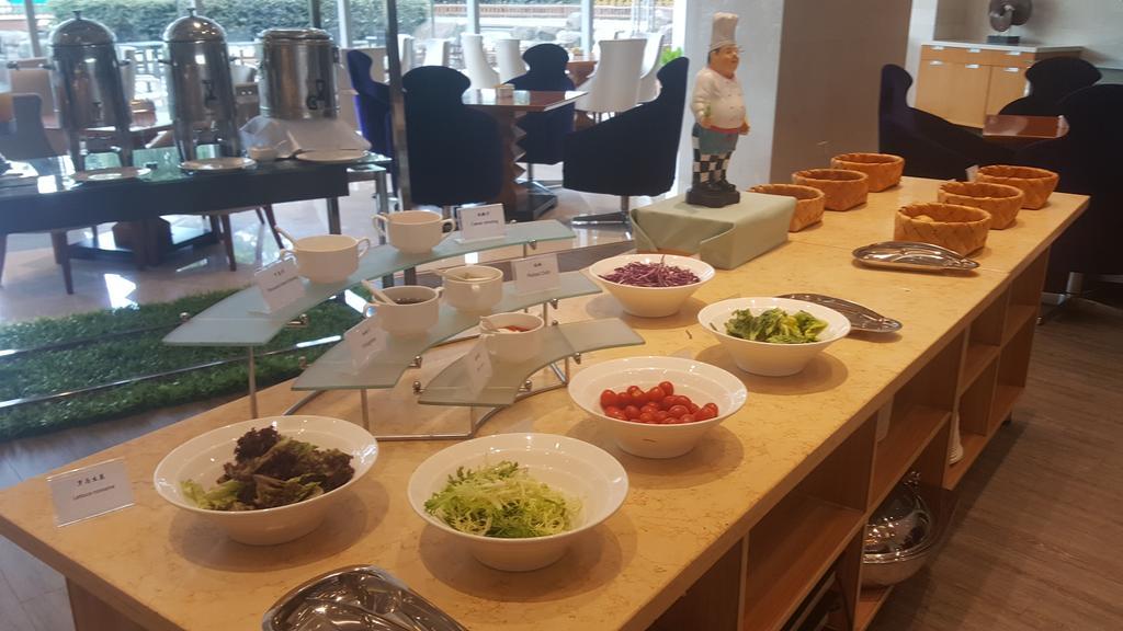 ננג'ינג Glarun Jinling Hotel מראה חיצוני תמונה