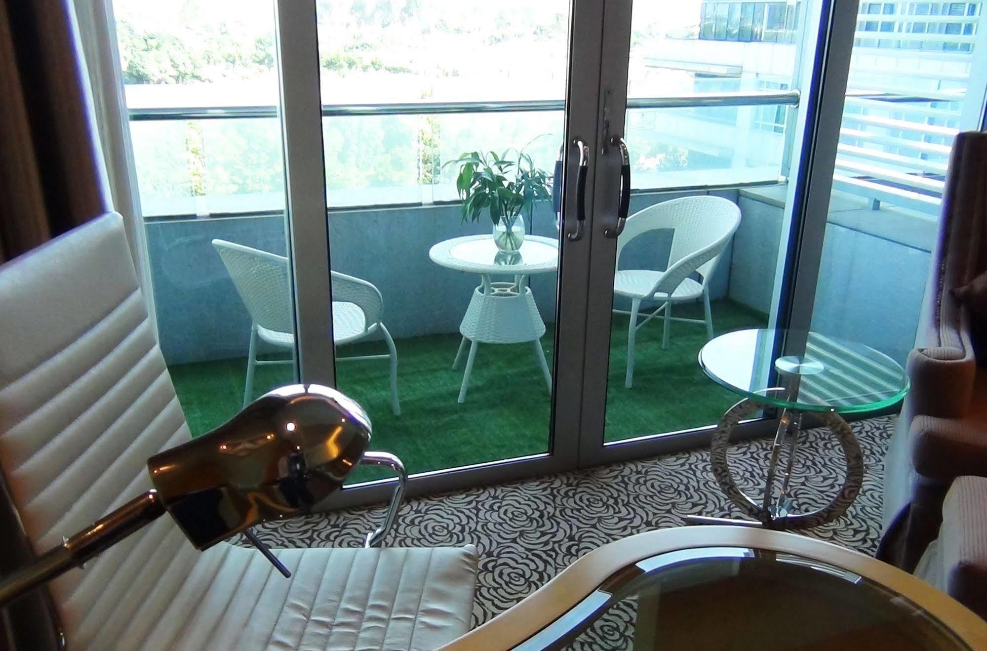 ננג'ינג Glarun Jinling Hotel מראה חיצוני תמונה